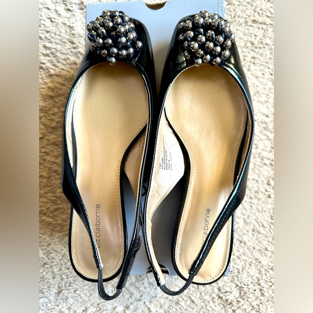 Shoes - Picture 4 of 7